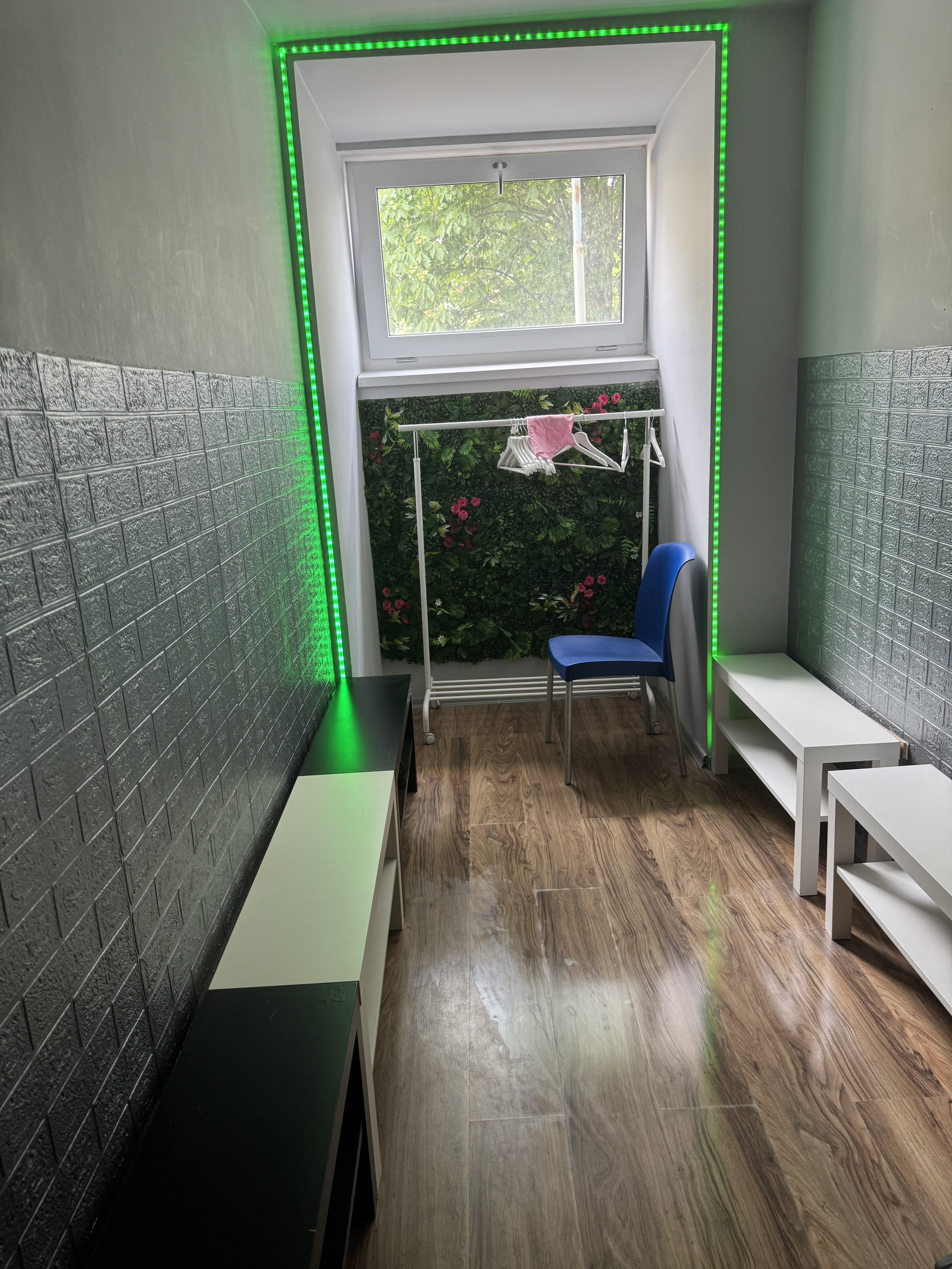 Öltözők – Marbel17 Studio, Budapest